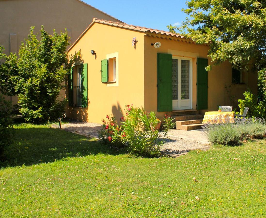 Mas Le Pont Des Aubes Bed and Breakfast LʼIsle-sur-la-Sorgue Buitenkant foto