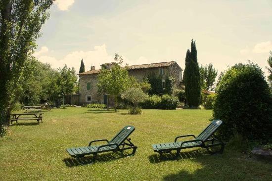 Mas Le Pont Des Aubes Bed and Breakfast LʼIsle-sur-la-Sorgue Buitenkant foto
