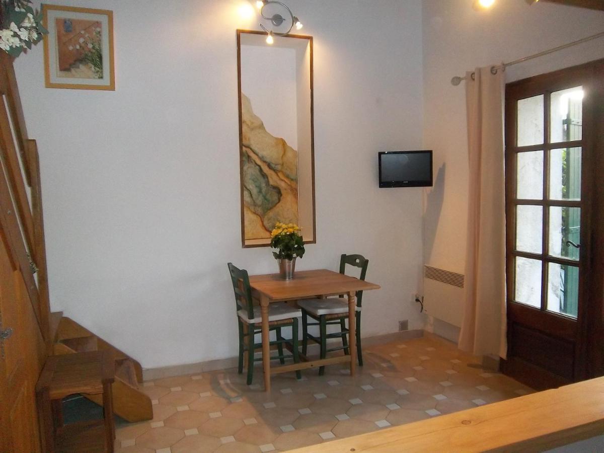 Mas Le Pont Des Aubes Bed and Breakfast LʼIsle-sur-la-Sorgue Buitenkant foto