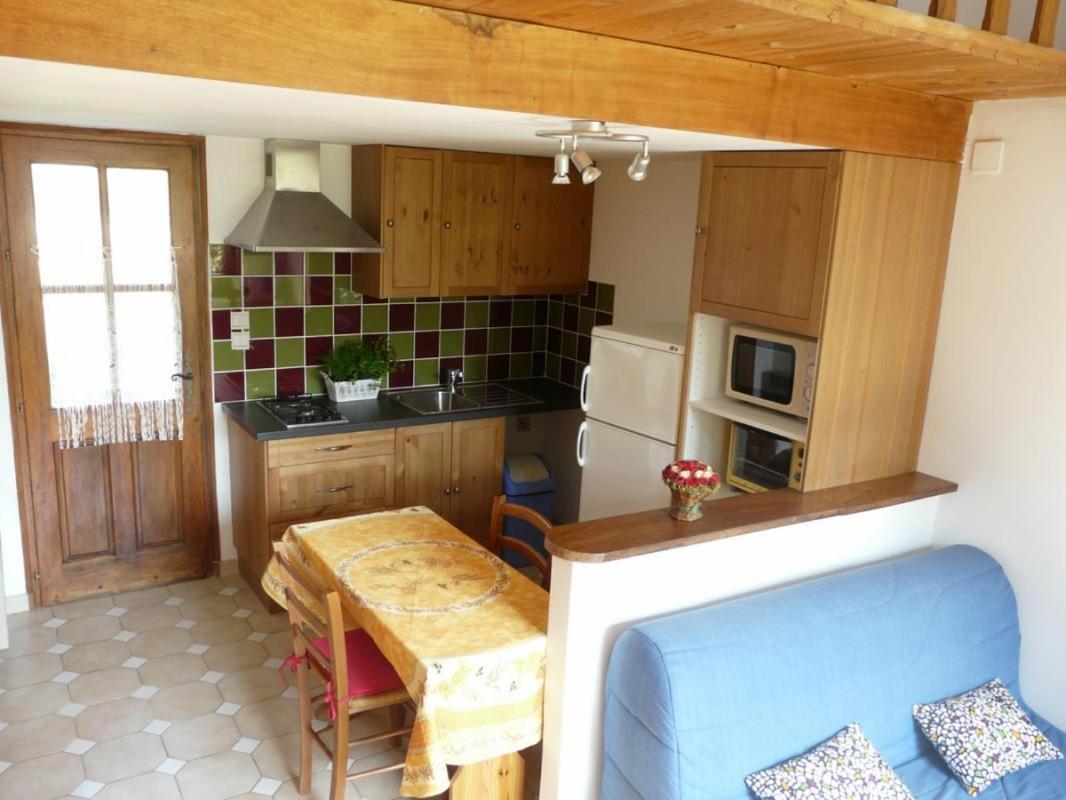 Mas Le Pont Des Aubes Bed and Breakfast LʼIsle-sur-la-Sorgue Buitenkant foto